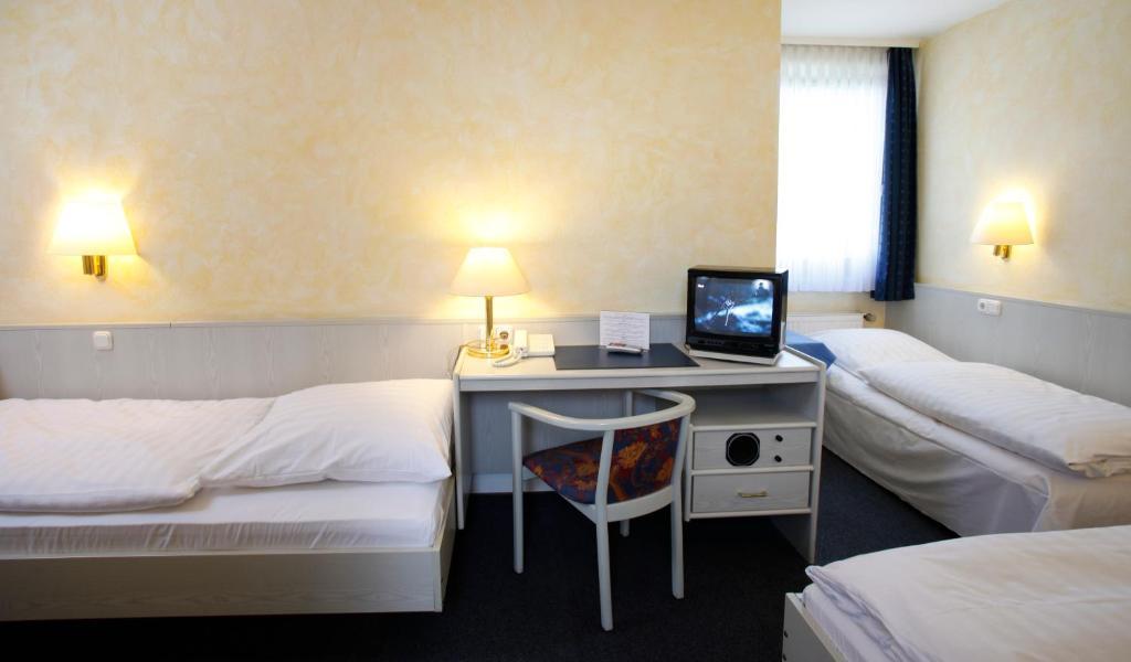 Hotel Rennschuh Γκέτινγκεν Δωμάτιο φωτογραφία